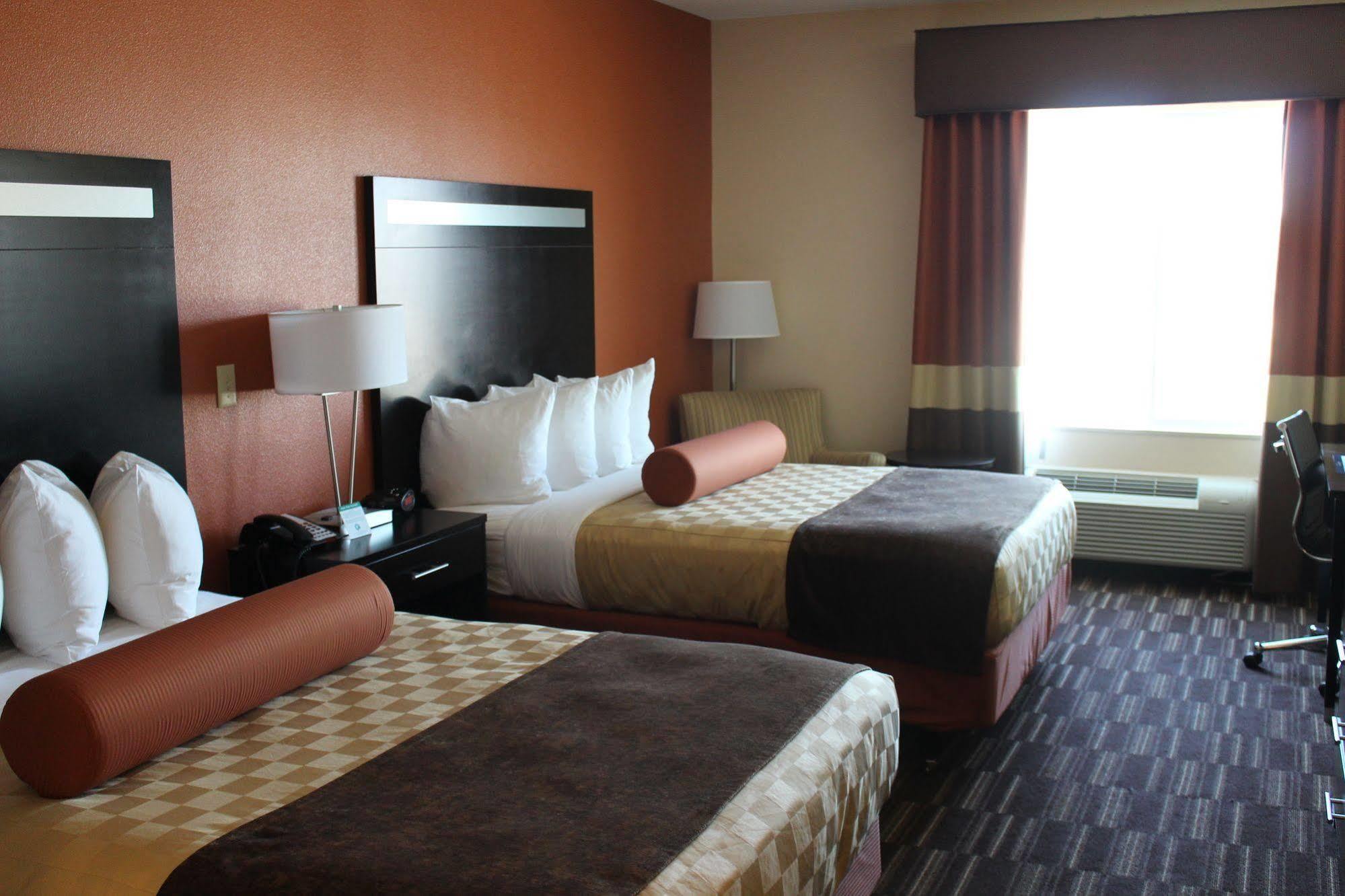 Wyndham Garden Lancaster Ca Hotel Exterior photo
