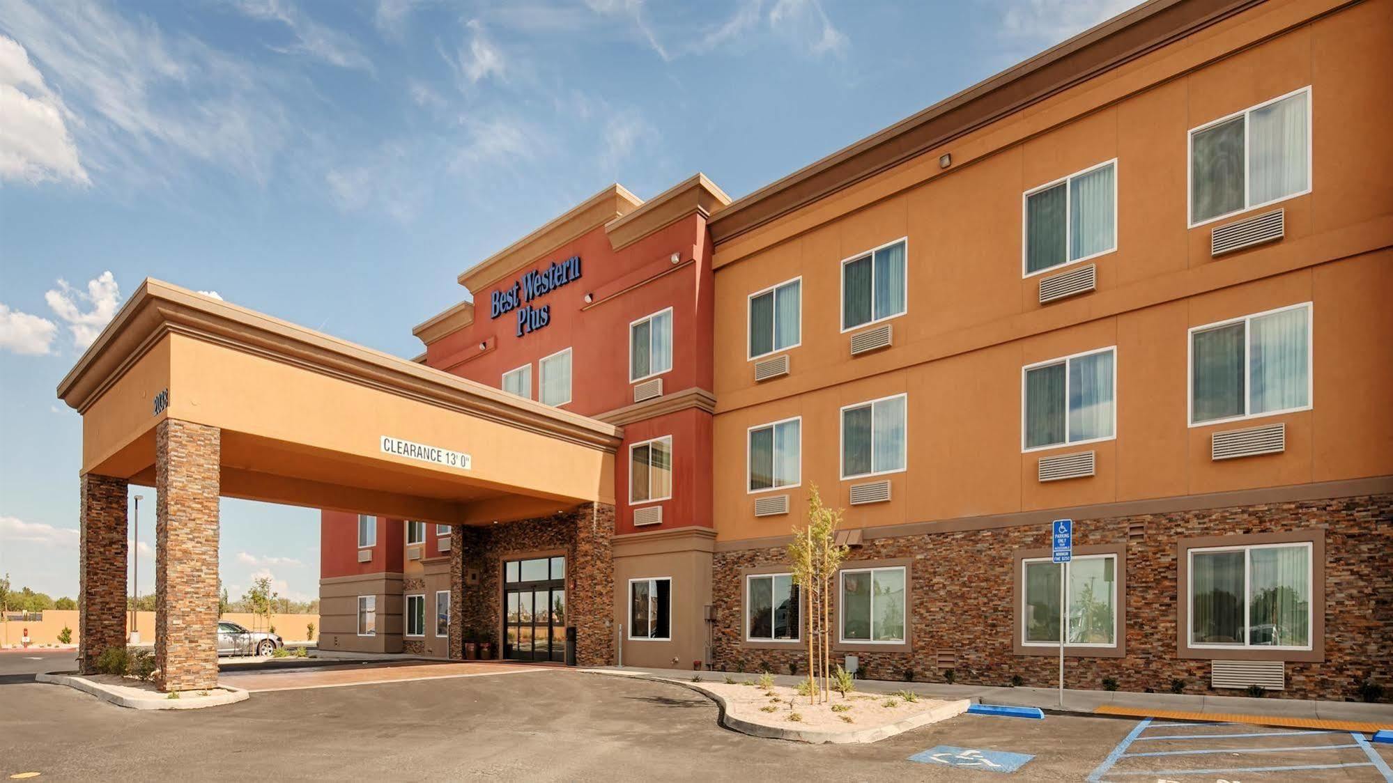 Wyndham Garden Lancaster Ca Hotel Exterior photo